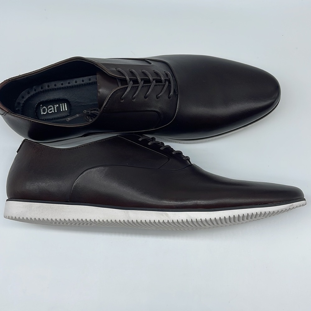 BAR III
Brown Warner Smooth Casual Lace-Up Oxford